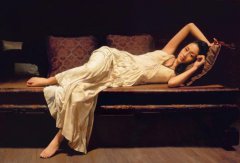 央美教授张义波超写实女体油画作...